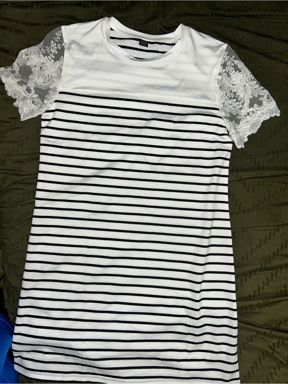 SHEIN White and Black Striped Tee with Lace Short Sleeves